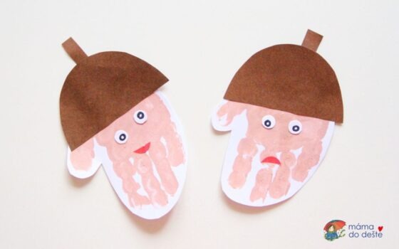 Žaluď z odtlačku ruky: Jednoduché tvorenie pre dvojročné deti