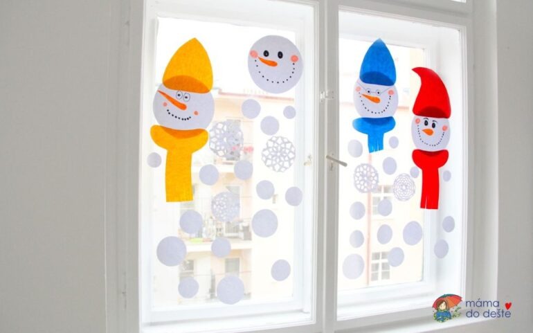 Zimné dekorácie na okno do detskej izbičky